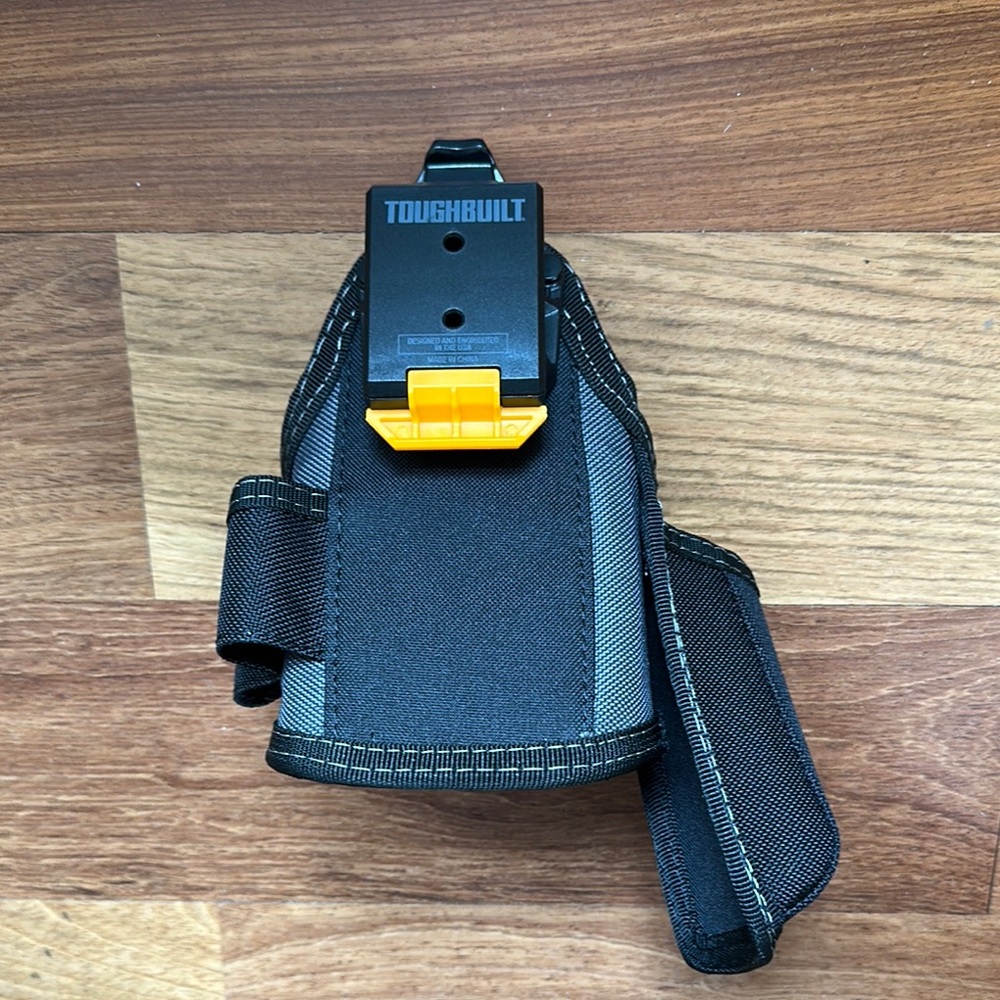 ToughBuilt Tape Measure / Utility Knife Pouch + Notebook & Pencil - Picture 2 of 3